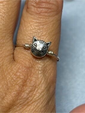 Silver Cat Face Artistic Wire Ring